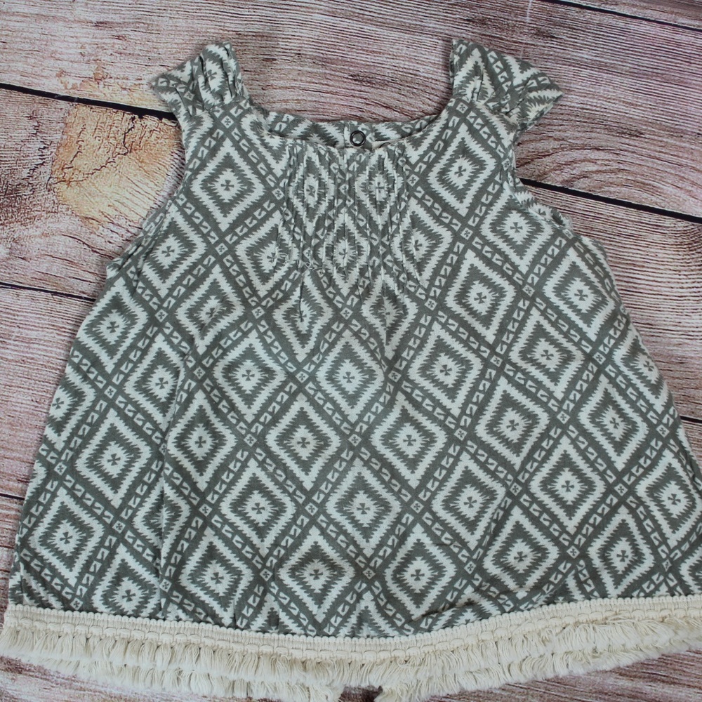 5/25 Jessica Simpson Toddler Top Size 3T